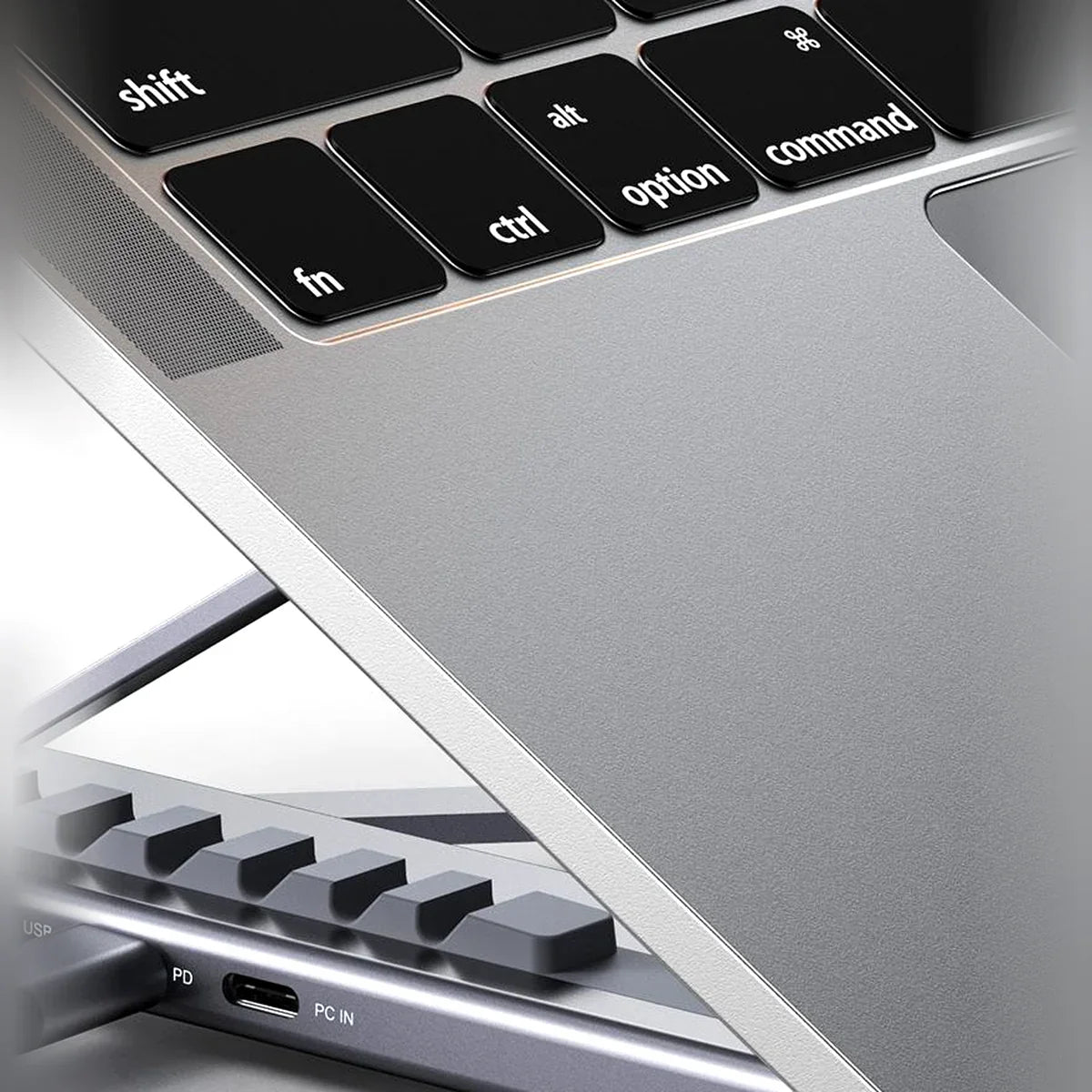 Le port USB-C PC IN relie la station d'accueil à l'ordinateur